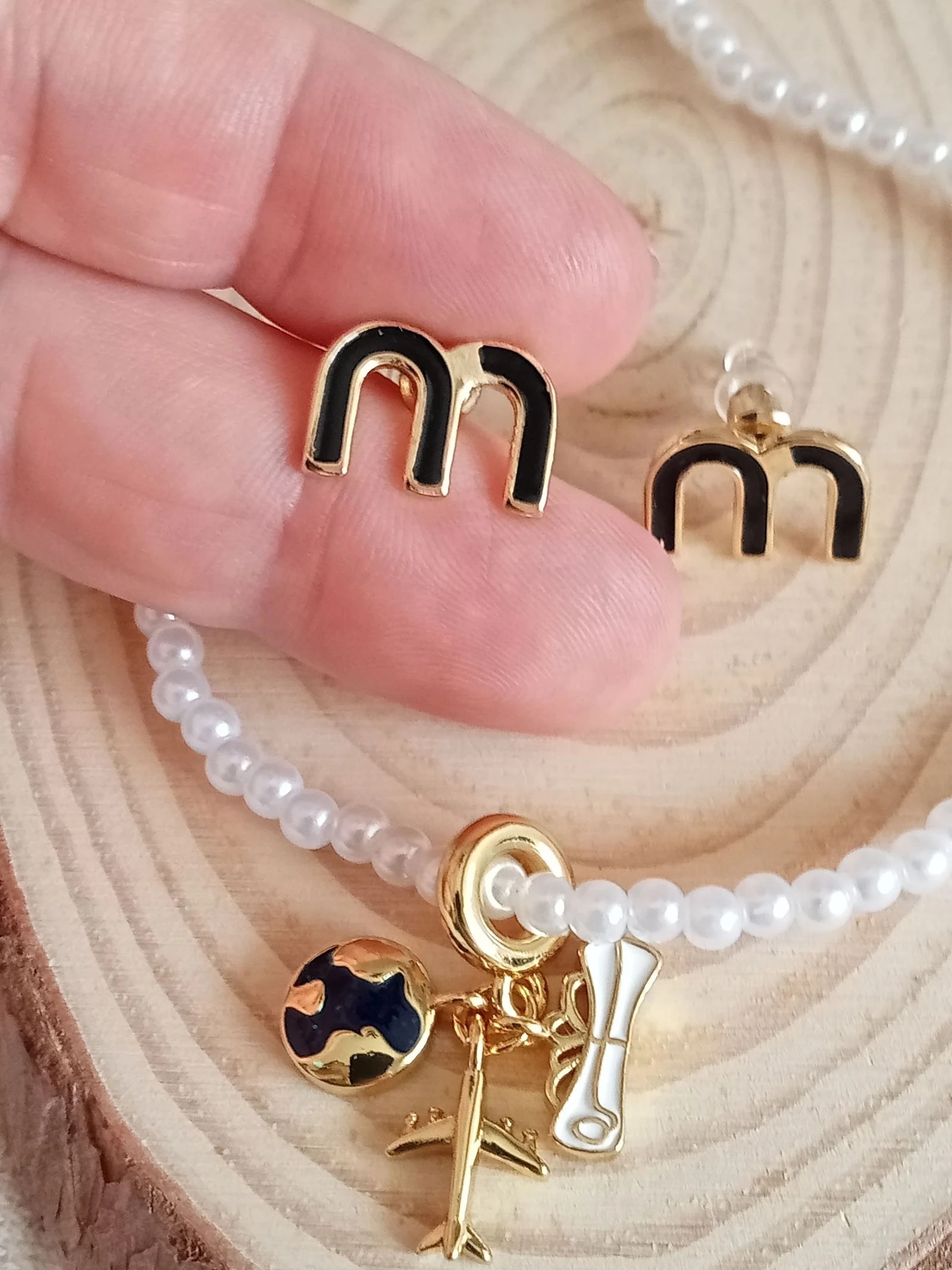 Earrings and necklace set – photo 3